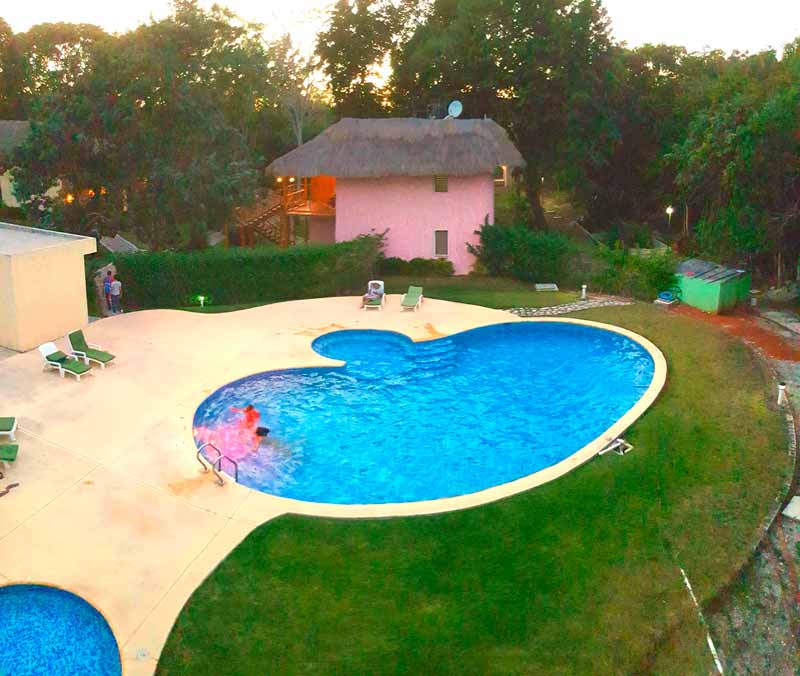 Alberca Hotel Villas Chicanná, hotel en Xpujil, Campeche