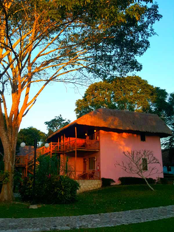 Hotel Villas Chicanná, hotel en Xpujil, Campeche