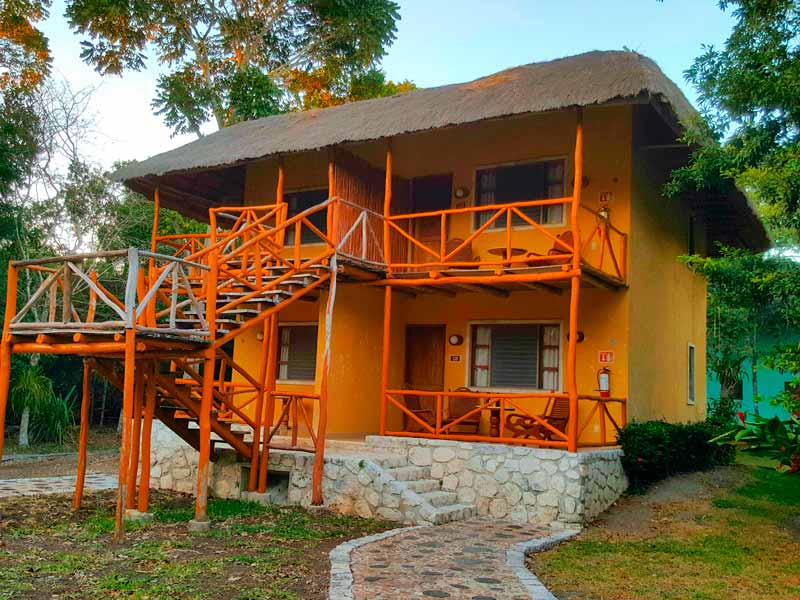 Hotel Villas Chicanná, hotel en Xpujil, Campeche