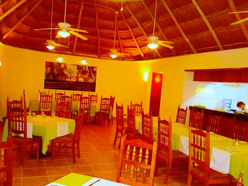 Restaurante Hotel Villas Chicanná, hotel en Xpujil, Campeche